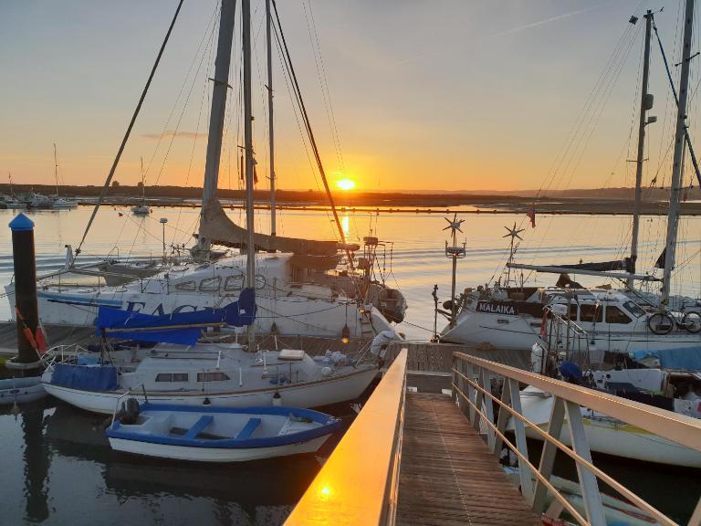 Algarve Sunrise Alvor - B&B Alvor
