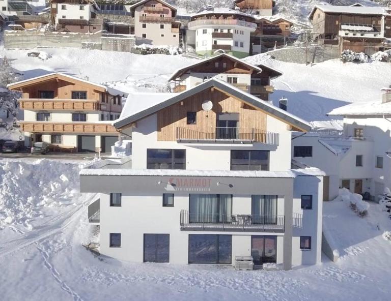 Ferienwohnungen Marmot - B&B Kappl