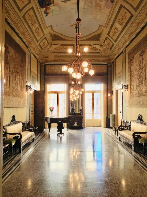 Palazzo Framarino dei Malatesta - Noble Floor - XIV Century - B&B Giovinazzo