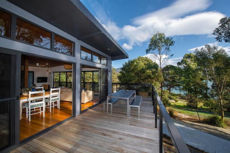 Adventure Bay Beach House - Bed and Breakfast Adventure Bay
