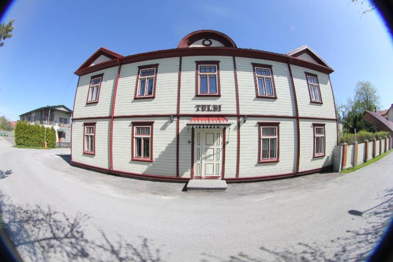 Tulbi Guesthouse - B&B Pärnu