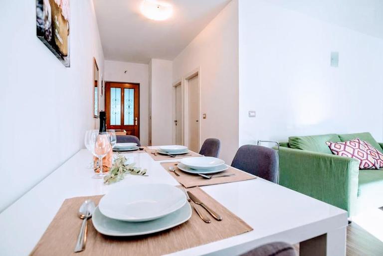 Holiday Apartments Mediterraneo - Chambres d'hôtes Funtana