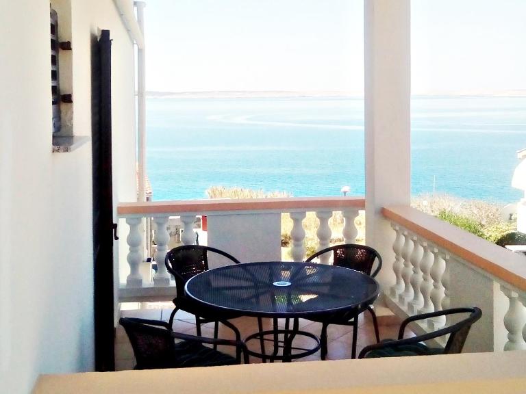 1 bedroom apartment 55 m2 - Bed and Breakfast Rtina