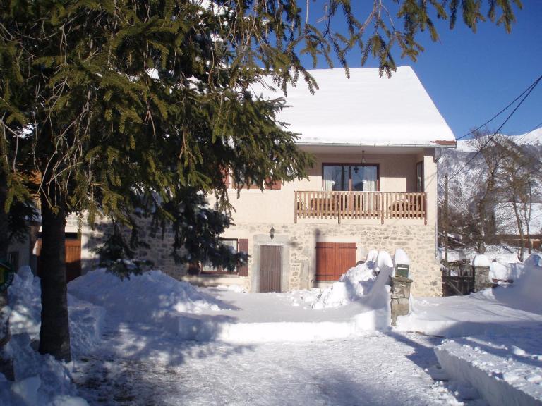 Le Rocher des Ducs, Chambres d'hôtes, parking privé, abris motos - Chambres d'hôtes Le Glaizil
