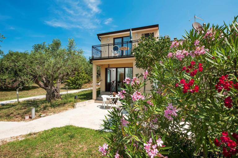 Keser Apartments - Bed and Breakfast Rovinj