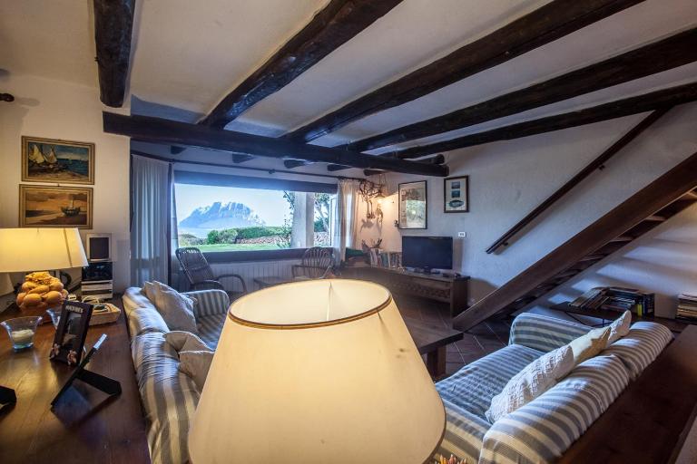 Villa Alberto - Klodge - Bed and Breakfast Porto San Paolo