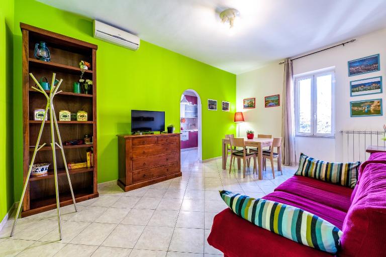 Apartment Angelo Emo 69 - Ferienwohnung Rom