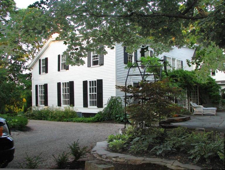 Niagara Mansion Carriage Suite - B&B Lewiston