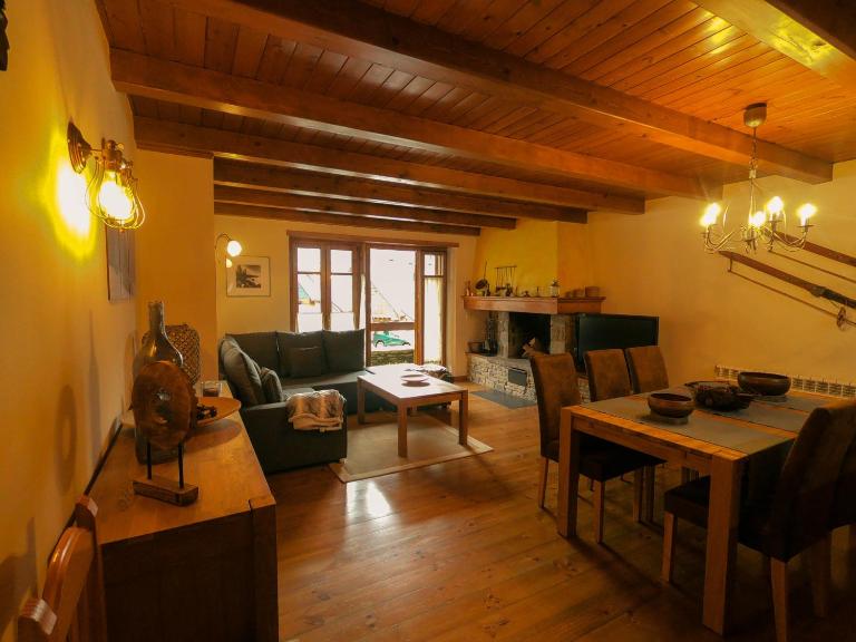 Apartamento Aneto - B&B es Bòrdes
