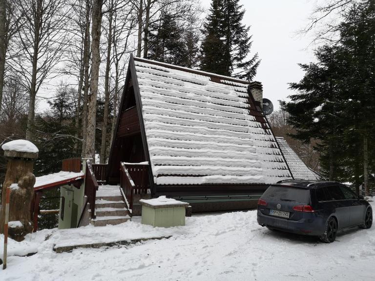 KOČA PLANIKA, SVIŠČAKI - B&B Villa del Nevoso