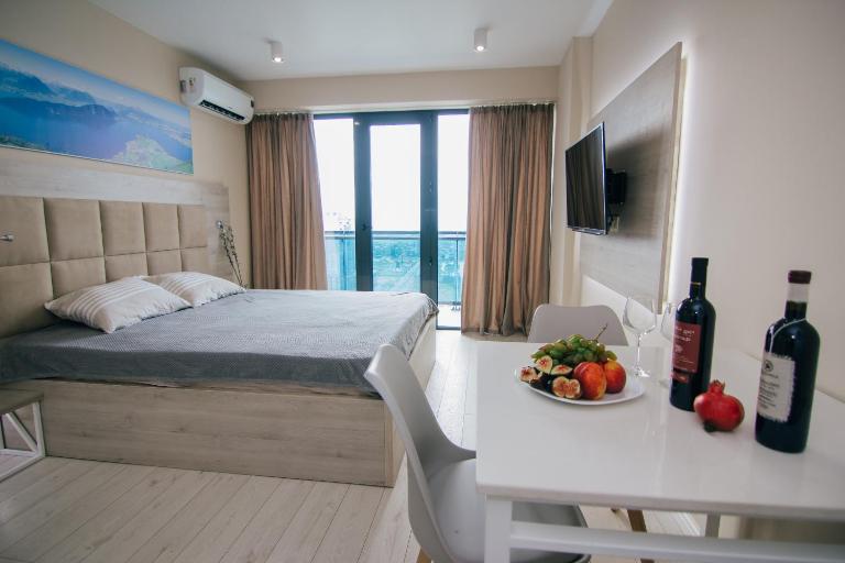 Swiss Quality Apartments (Beach Tower) - Bed and Breakfast Batoemi