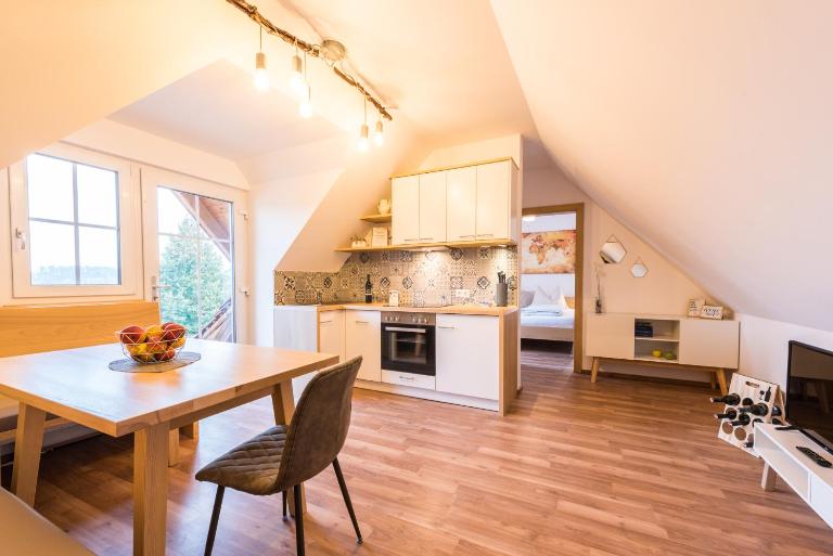 Winzer Suite - Weingut Dietl - Ferienwohnung Riegersburg Stmk.