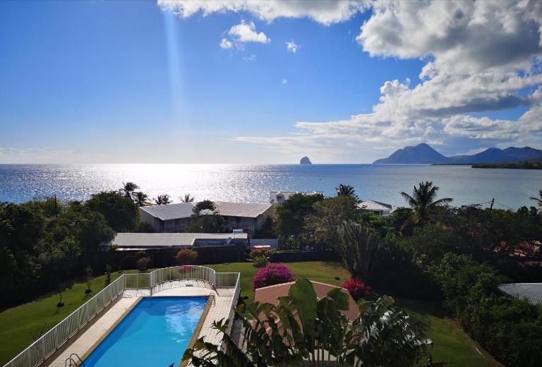 L'Hibiscus piscine et plage - B&B Sainte-Luce