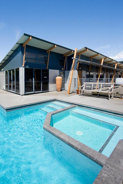 Beach House Motel - B&B Papamoa