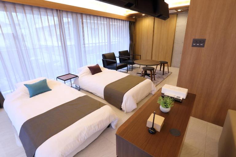 Tabinoteitaku Okinawa Naha - B&B Naha
