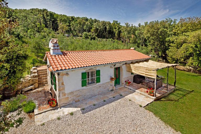 Roinizza in Prtlog (Haus für 4-5 Personen) - B&B Albona