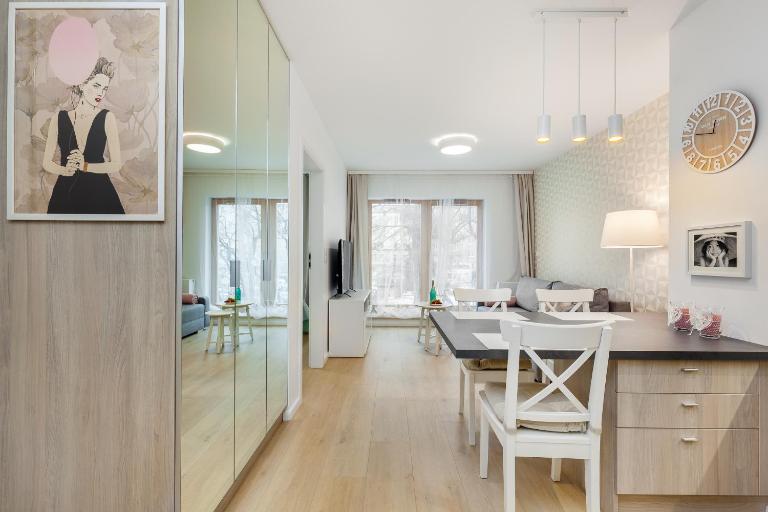 Apartamenty Black&White - Apartament Batory Five - B&B Gdynia