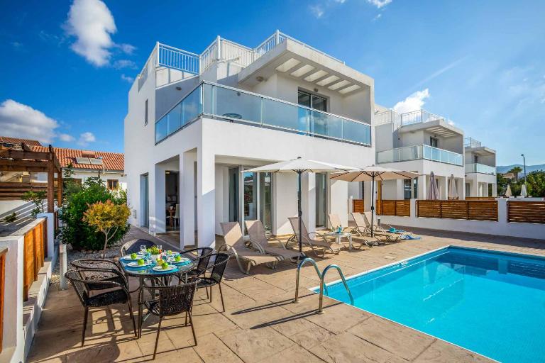 Villa White Daisy - B&B Pégeia