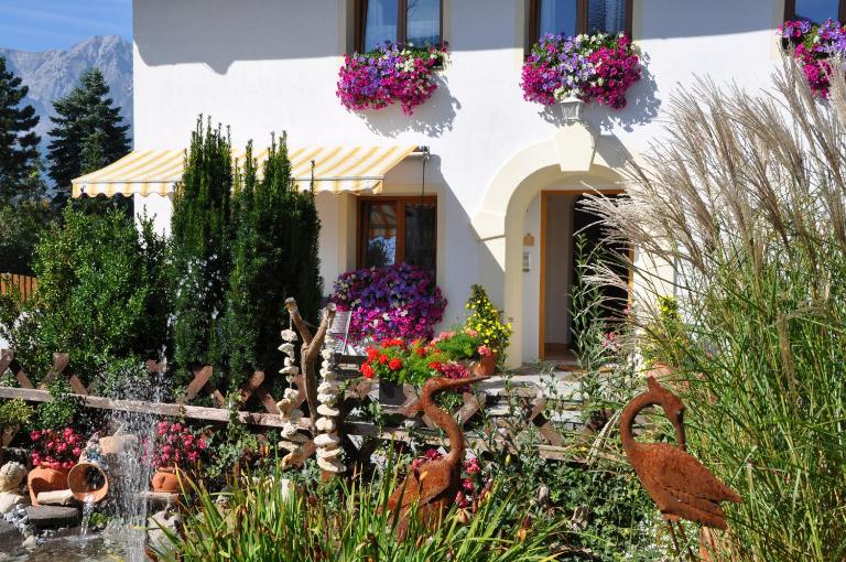 Gästehaus Alpenblick - Ferienwohnung Mutters