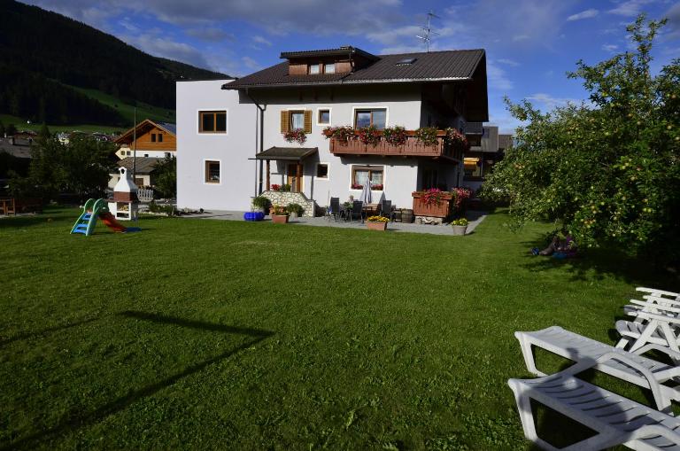 Haus Cosso - Ferienwohnung Niederdorf