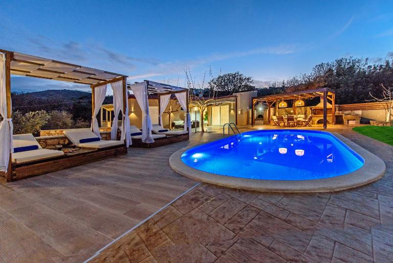 Villa4Dreams - B&B Geráni