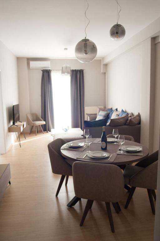 Stylish Zoi's appartment next to HELEXPO, White Tower - Chambres d'hôtes Thessalonique