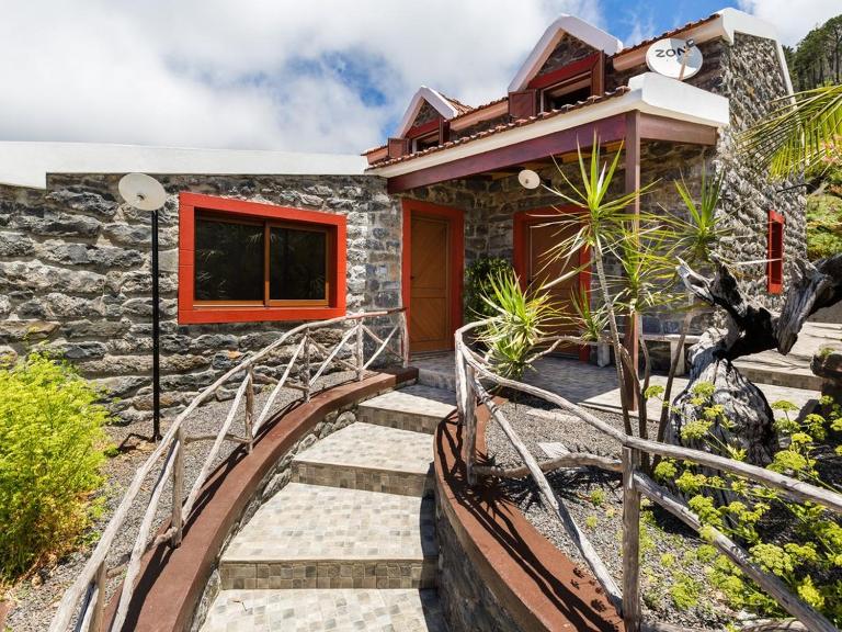 Refúgio do Lourinho - B&B Funchal