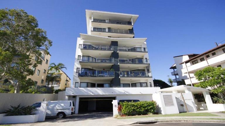 Amalfi Unit 11 Above All Else 50 King Street - B&B Caloundra