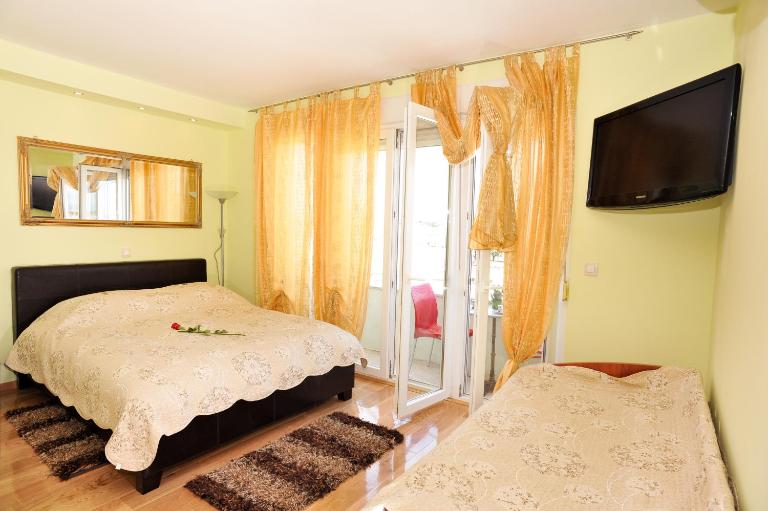 Zadar Old Town Apartments II - B&B Zara
