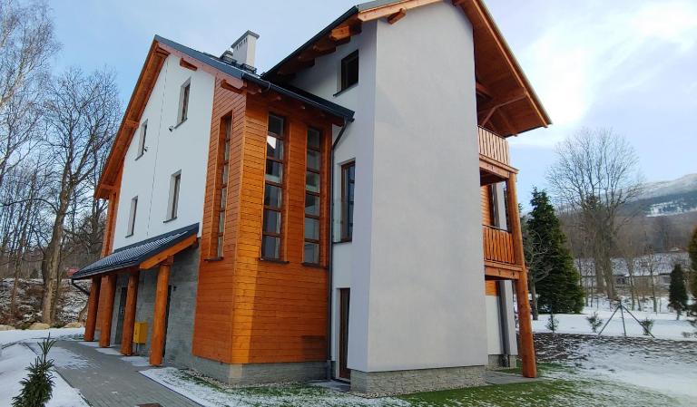 Apartamenty EverySky - Emilii Plater 18-18A - B&B Karpacz