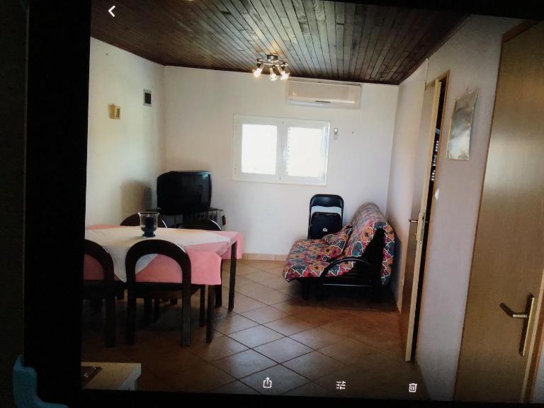 Apartman Lili - Ferienwohnung Tribunj