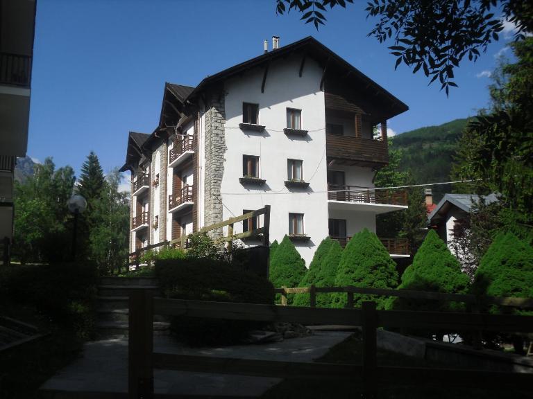 Pensione Bianca - Ferienwohnung Bardonecchia