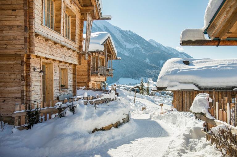 Chaletdorf BERGHERZ - Bed and Breakfast Sankt Johann im Pongau
