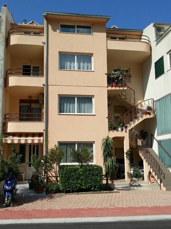 Apartments Deak - Ferienwohnung Makarska