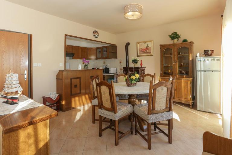 Apartment Lidija - Chambres d'hôtes Kutleše