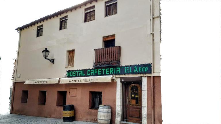 Hostal El Arco - B&B Almazán