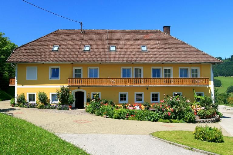 Ferienhof am Landsberg - Bed and Breakfast Obergrünburg