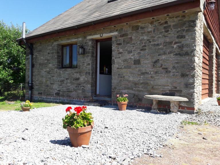 The Barn Annexe, Cefn-Yr-Allt - Chambres d'hôtes Crickadarn