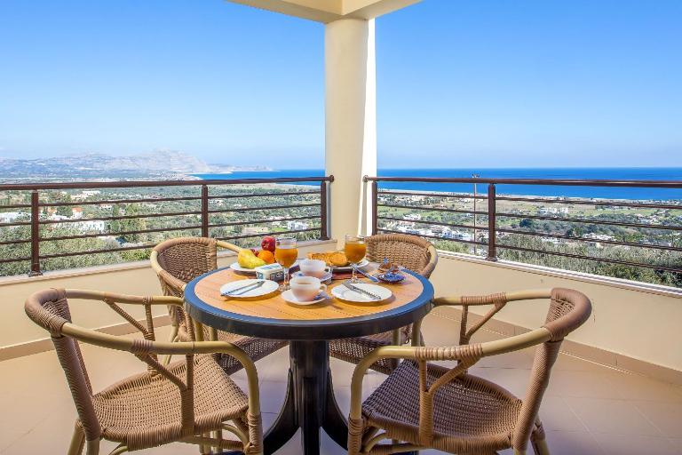 Blue Horizon Apartment - B&B Kalathos