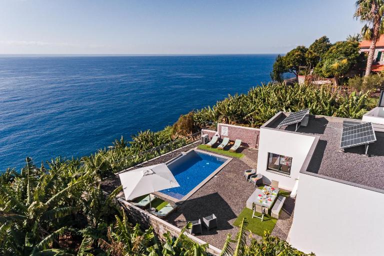 OurMadeira - Grayci's House - B&B Arco da Calheta