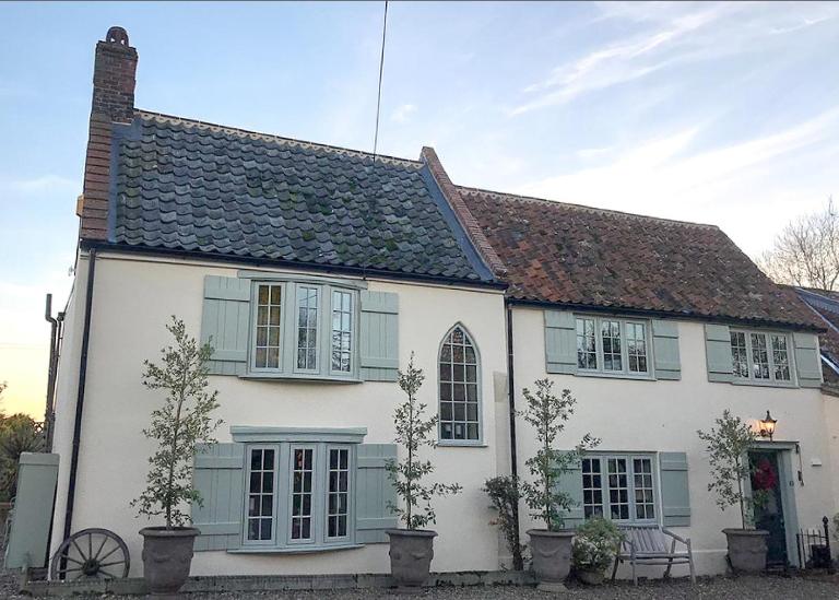 Holly Lodge Boutique B&B - Bed and Breakfast Thursford