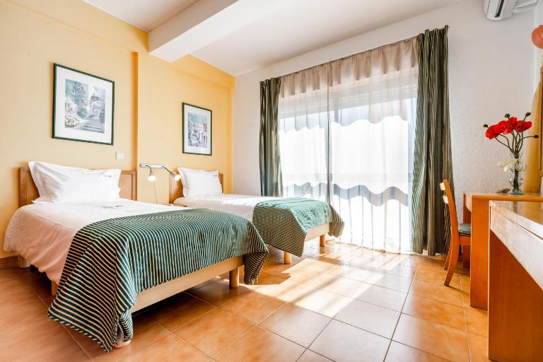 Altura Inn Beach - Bed and Breakfast Altura