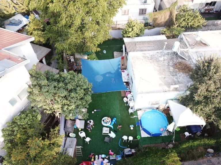 Private house with huge garden - B&B Tel Aviv