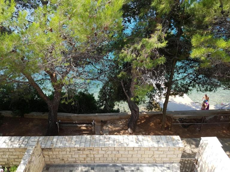 Apartman M&M - Chambres d'hôtes Stara Novalja