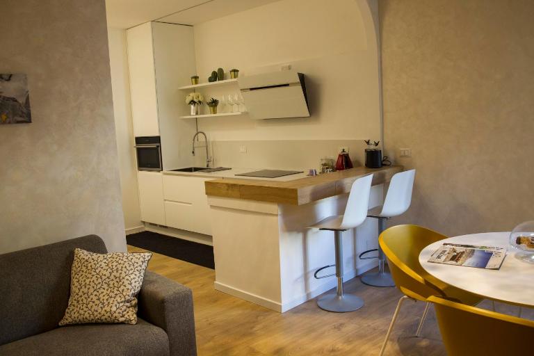 Lella's Home - Bed and Breakfast Como