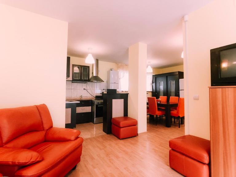 Spacious Apartment near Peles - B&B Sinaia