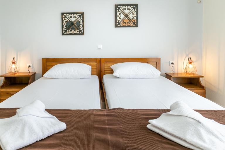 Studios Evis - Bed and Breakfast Potós