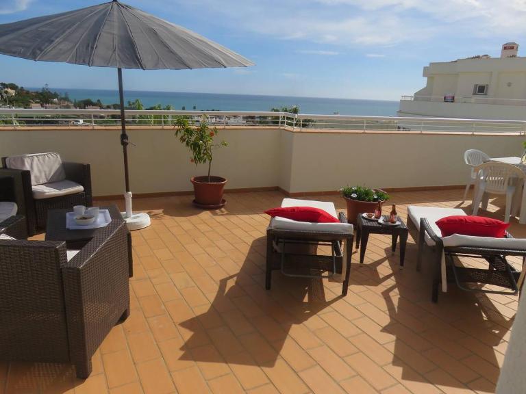 Sweden Apartment - Top Floor one bedroom with sea views - RS - B&B Lagos