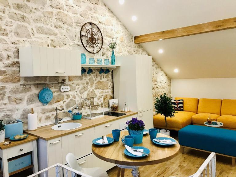 APARTMAN Bervida Murter - Ferienwohnung Murter