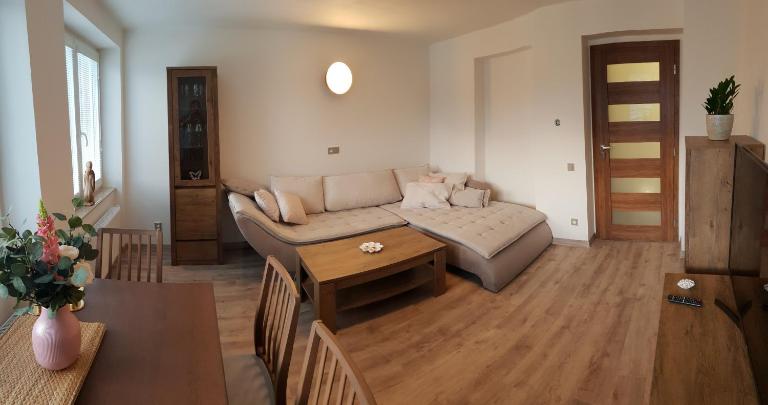 Apartmán U Labe - B&B Nymburk